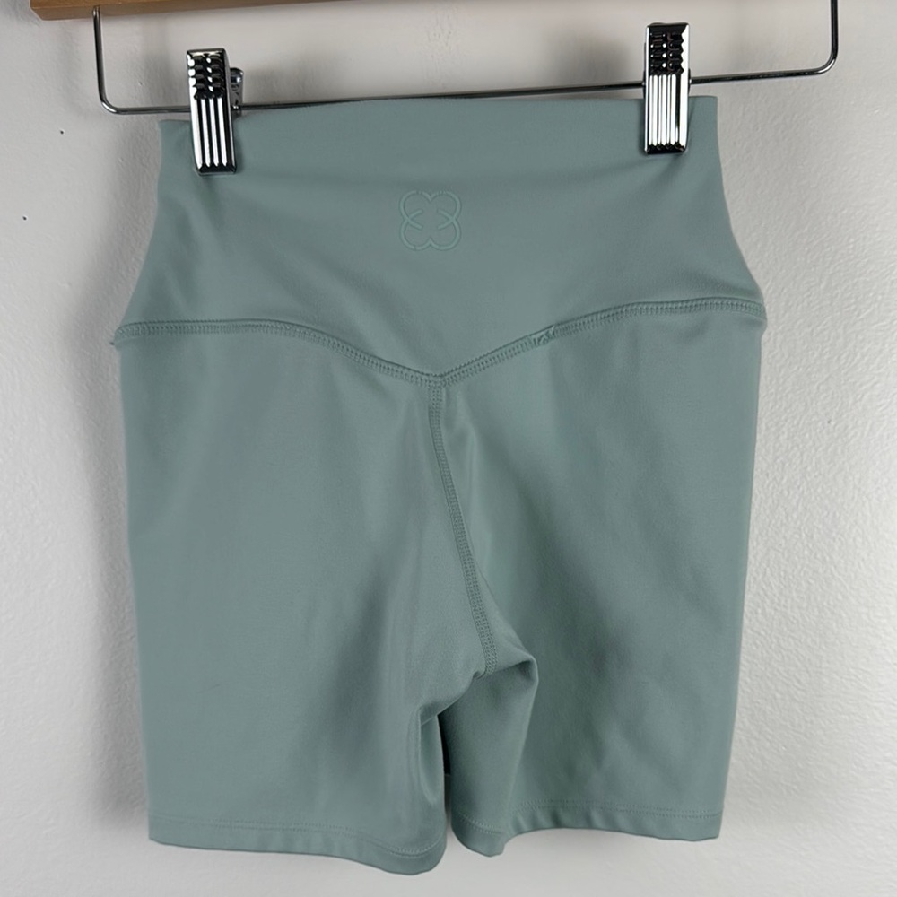 ✨3/$25✨ Saski Women's High-Waisted Mint Shorts - XS - Picture 4 of 6